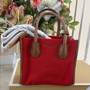 Michael Kors Mercer Crossbody Purses Brand New Authentic 9x8